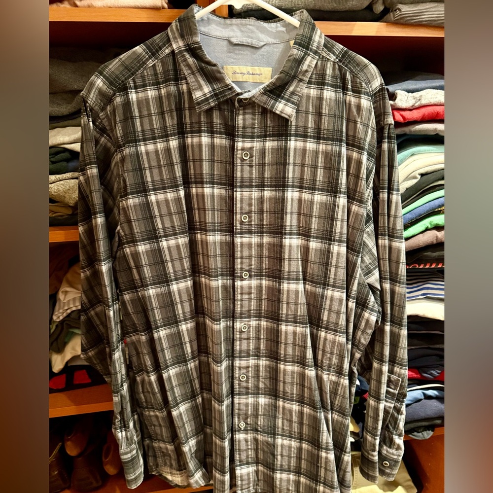 Men’s XXL Tommy Bahama corduroy shirt